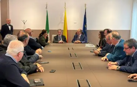 Firmato contratto per i dipendenti della Regione, Schifani, al lavoro su rinnovo 2025-2027