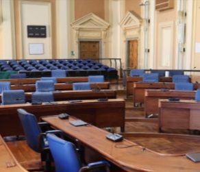 Caltanissetta, Consiglio comunale convocato il 26 marzo: i temi in discussione