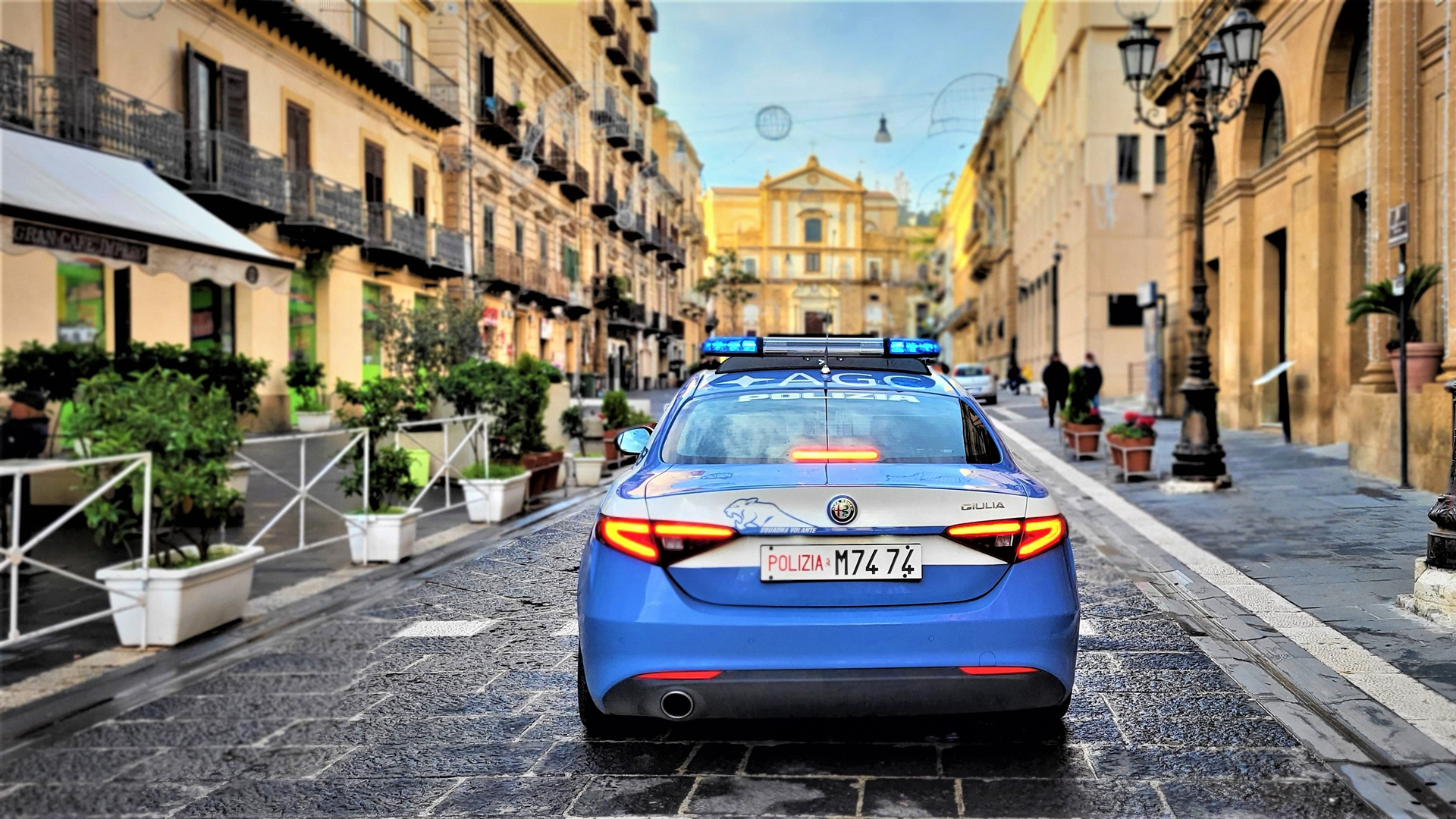 Usura e autoriciclaggio a Caltanissetta: interessi fino al 140%, due arresti