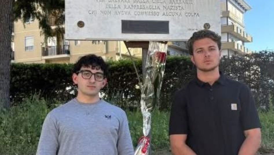 Una rosa per la memoria: a Caltanissetta l’omaggio ai partigiani nel giorno della Liberazione