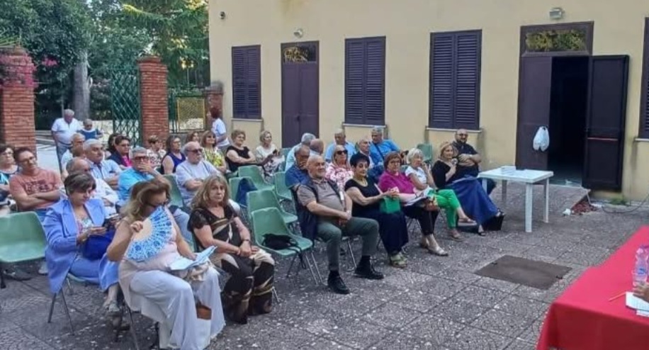 Montedoro rende omaggio allo scrittore Angelo Petyx
