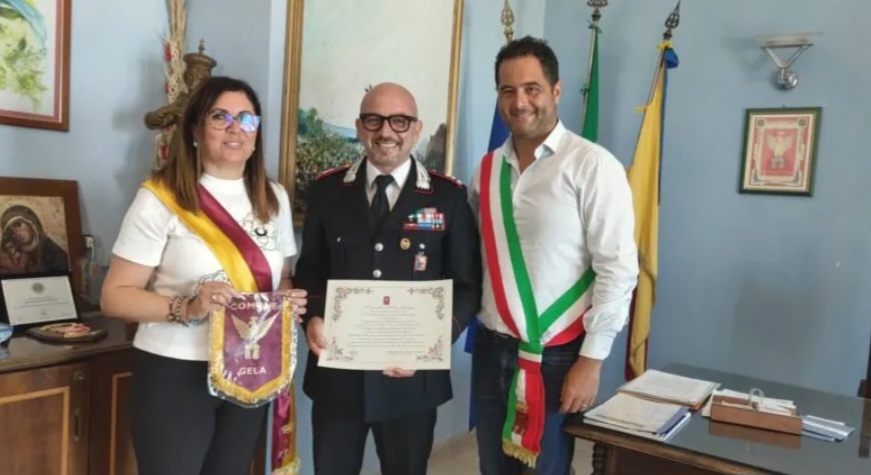 Gela, il saluto della citt&agrave; al comandante dei Carabinieri Marco Montemagno