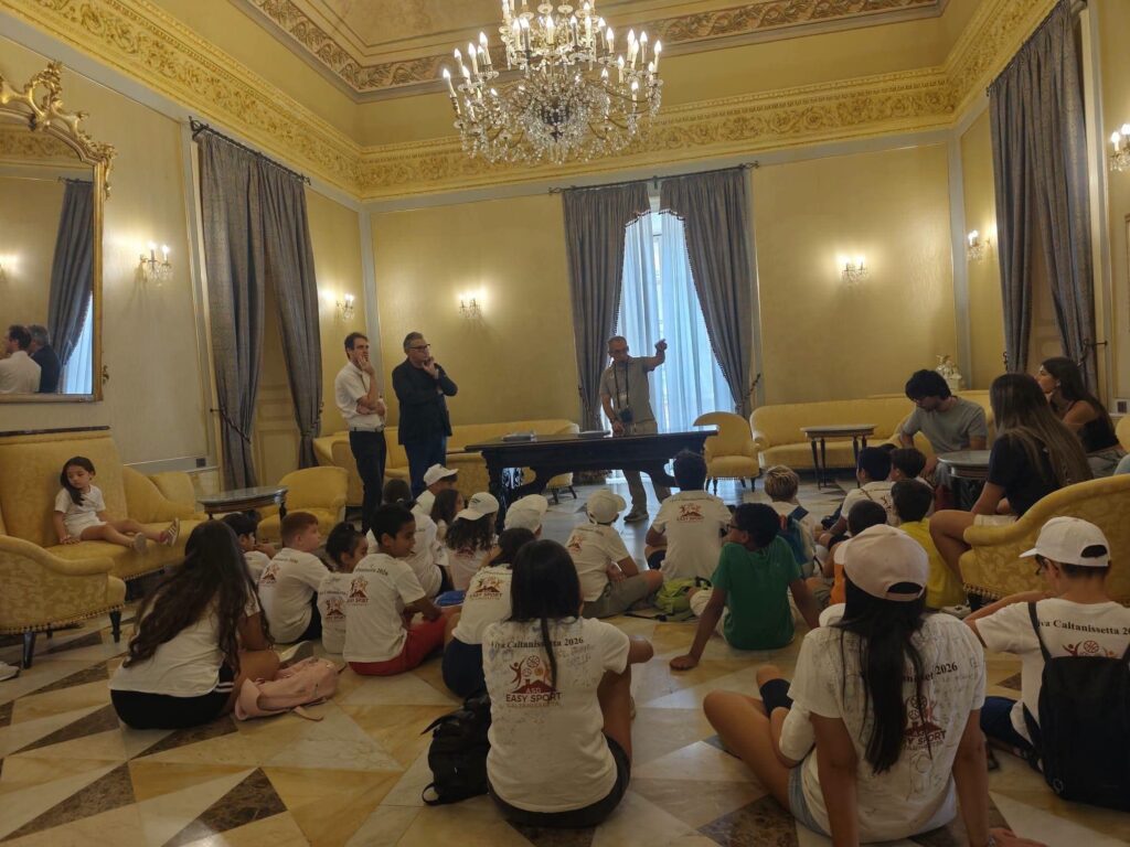 Caltanissetta, i bambini del centro estivo alla scoperta della citt&agrave;