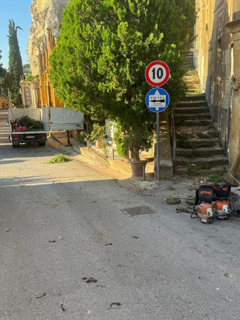 Cimitero “Angeli”, al via gli interventi di pulizia e manutenzione